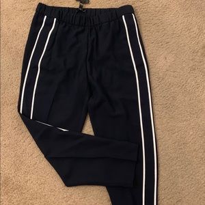 Banana Republic Crop Pull-on pants